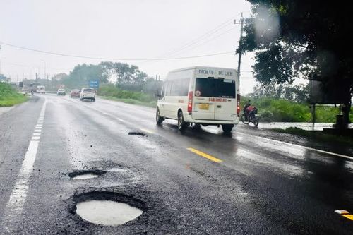 Quốc lộ 14 đoạn qua Gia Lai xuống cấp, tiềm ẩn nguy cơ tai nạn
