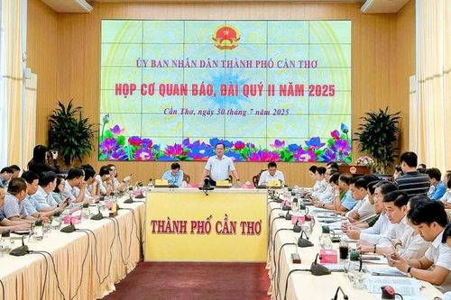 Cần Thơ: thực hiện nhiều giải pháp hỗ trợ nhà ở cho cán bộ ở xa