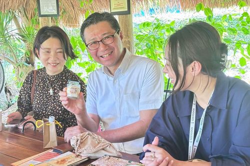 Tổng Lãnh sự Mori Takero ấn tượng với đồng muối Sa Huỳnh và làng Gò Cỏ