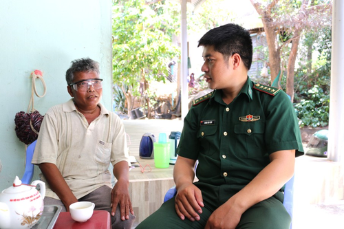 Trang sử mới của người Raglay - Bài 2: Thắp sáng 'ngọn lửa' Đảng