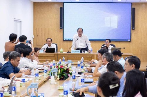 TPHCM triển khai 6 nhóm giải pháp căn cơ giải quyết vấn nạn 'cò' bệnh viện