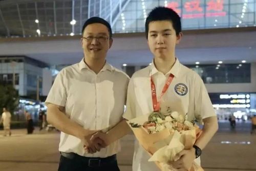 Học sinh bại não Trung Quốc tỏa sáng tại Olympic Toán học