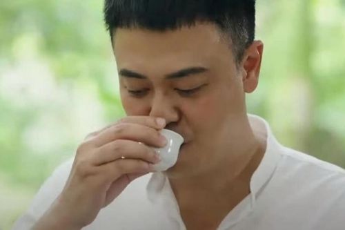 Có anh, nơi ấy bình yên tập 2: Huy bị ông bác họ nổi giận, cuộc truy đuổi tên bắt cóc diễn ra trên địa bàn xã...