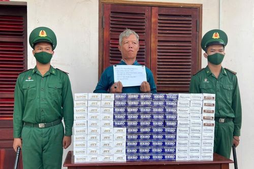 BĐBP tỉnh An Giang bắt giữ vụ vận chuyển thuốc lá điếu nhập lậu