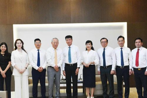 Chủ tịch UBND tỉnh Lào Cai tiếp xã giao Đoàn công tác Công ty TNHH Tập đoàn xây dựng Thái Bình Dương (Trung Quốc)