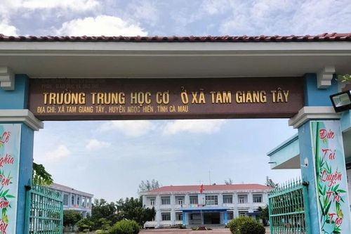 Hủy án 7 năm tù, hiệu trưởng bị cáo buộc tham ô 10 triệu chờ ngày minh oan