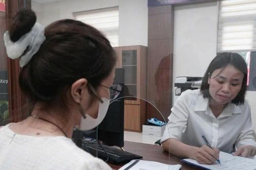 Chế độ, chính sách đối với công chức lãnh đạo, quản lý từ chức, miễn nhiệm