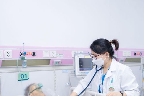 Nguy kịch vì suy tim 'ngụy trang' cơn khó thở đột ngột