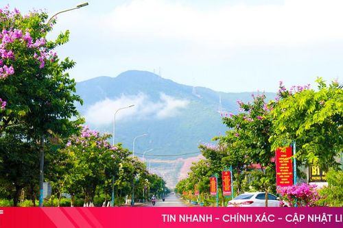 Hoành Sơn rộn ràng khí thế thi đua chào mừng ngày hội lớn
