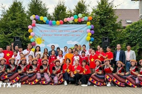 Sôi nổi phong trào tôn vinh tiếng Việt tại Belarus