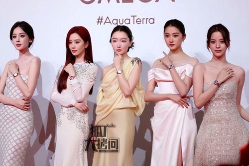 Đại chiến thảm đỏ: Lưu Thi Thi 'nổi loạn' với tóc đỏ, Cổ Lực Na Trát hóa nàng tiên cá bạc