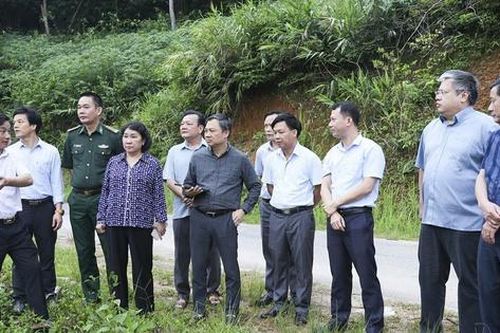Sơn La: Khảo sát địa điểm xây dựng trường nội trú liên cấp tại các xã biên giới