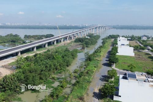 Kiên định mục tiêu tăng trưởng cao