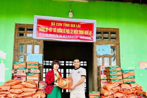 Người dân Gia Lai hướng về đồng bào vùng lũ Nghệ An