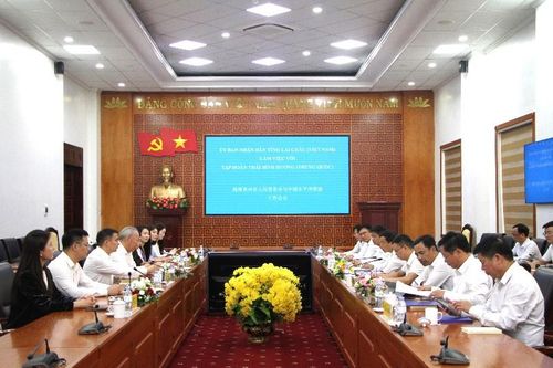 Chủ tịch UBND tỉnh Lê Văn Lương tiếp và làm việc với Tập đoàn Xây dựng Thái Bình Dương (Trung Quốc)