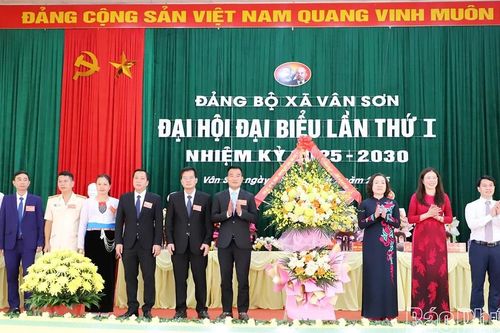 Khơi dậy sức mạnh đoàn kết, hướng tới mục tiêu xây dựng xã Vân Sơn trở thành khu du lịch cấp tỉnh năm 2030