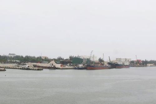 Hoàn thành sửa chữa đê kè chắn cát trên luồng hàng hải Cửa Việt trong tháng 8