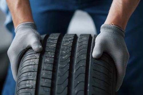 Phương pháp đột phá tái sử dụng lốp xe cũ