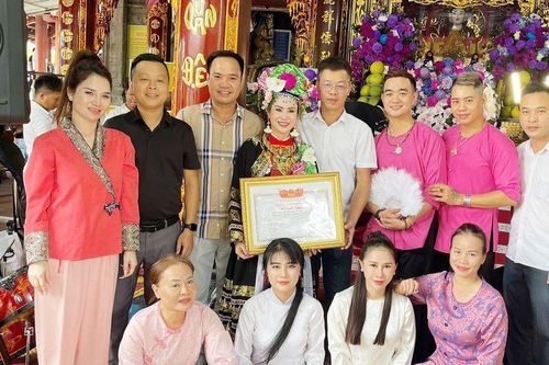Giao lưu thực hành Tín ngưỡng thờ Mẫu Đền Bảo Hà 2025: Tôn vinh di sản văn hóa tâm linh Việt
