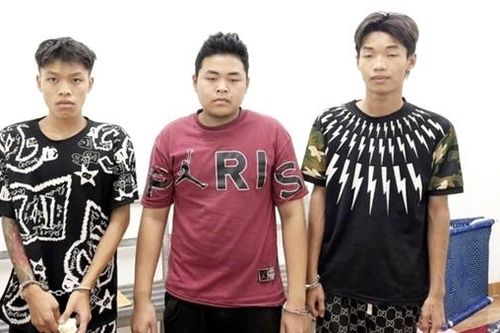 Nhóm 'teen' dàn cảnh cướp tài sản của lái xe ôm giữa đêm khuya