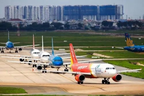Hơn 16 triệu lượt khách qua Cảng Nội Bài nửa đầu năm