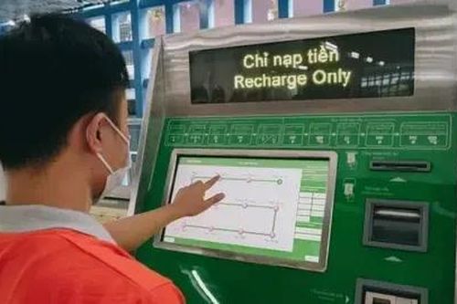 Mua vé hai tuyến metro không cần dùng tiền mặt từ 1/8