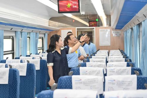 Sắp khai thác đoàn tàu chất lượng cao tuyến Hà Nội-Đồng Hới
