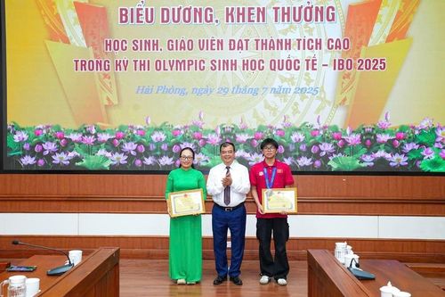 Biểu dương học sinh đạt thành tích xuất sắc tại Olympic Sinh học Quốc tế 2025 tại Hải Phòng