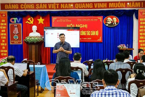 Công nghệ thông tin thúc đẩy hoạt động công vụ