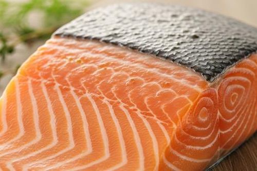 Ăn da cá có lợi cho sức khỏe không?