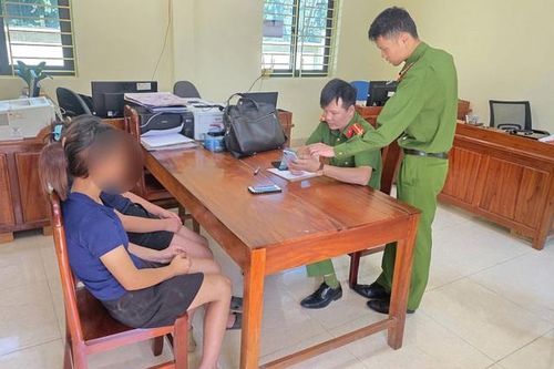 Giải cứu 2 nữ sinh lớp 8 ở Lào Cai bị đối tượng trên mạng dụ bỏ nhà đi làm thuê