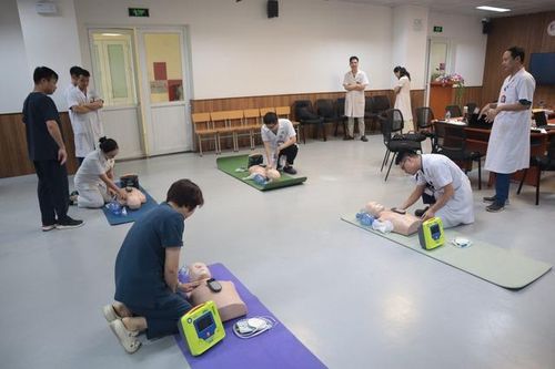 Thành lập chi nhánh đào tạo hồi sinh tim phổi theo tiêu chuẩn của Hiệp hội Tim mạch Hoa Kỳ (AHA) tại BV E