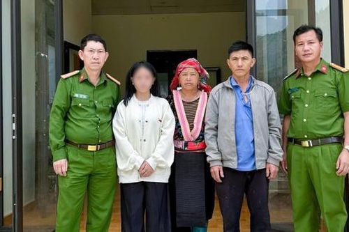 Lừa ra Hà Nội đi chơi, thiếu nữ 16 tuổi bị khống chế đòi tiền chuộc