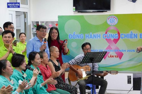 Những liều thuốc tinh thần trong hành trình chữa bệnh