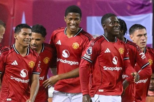 MU đè bẹp Bournemouth 4-1