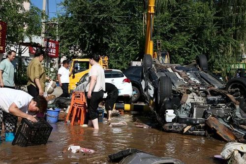 Mưa lũ hoành hành tại Bắc Kinh khiến 44 người thiệt mạng