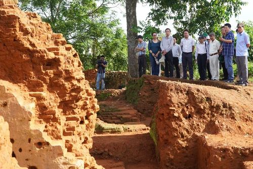Thống nhất tiếp tục khảo cổ di tích Chăm nghìn năm tuổi ở Huế