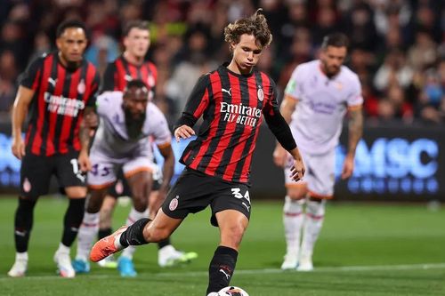 7 cầu thủ ghi bàn, AC Milan thắng 9-0 trước đội bóng có cầu thủ gốc Việt