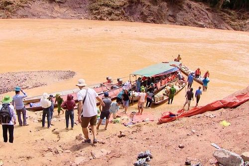 Khẩn trương khắc phục hậu quả lũ quét tại xã biên giới Nghệ An