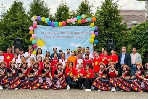 Sôi nổi phong trào tôn vinh tiếng Việt