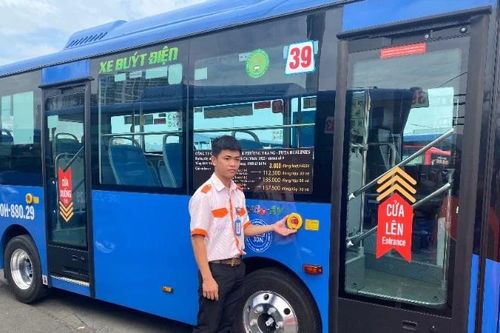 Thêm hơn 400 xe buýt điện, tăng nhanh xe buýt 'xanh' tại Thành phố Hồ Chí Minh
