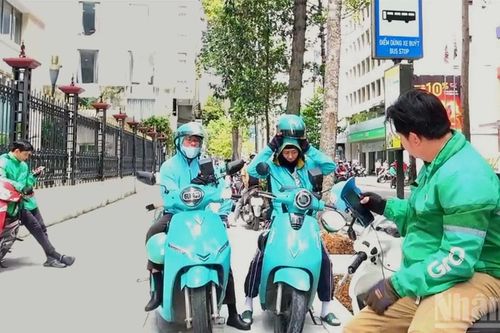 Thành phố Hồ Chí Minh: Chuyển đổi xe máy điện, quyết tâm nhưng cần thêm hạ tầng