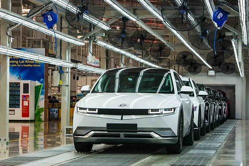 Top 10 ôtô được săn lùng nhiều nhất nửa đầu 2025