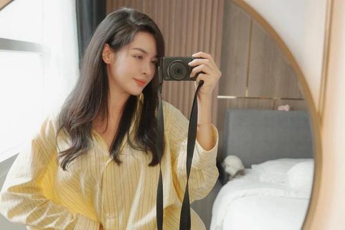 'Hot girl dao kéo' Vũ Thanh Quỳnh tự tin khoe vóc dáng nuột nà