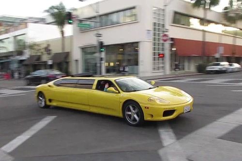 Ferrari 360 Modena Limo 'độc nhất vô nhị' lên sàn đấu giá