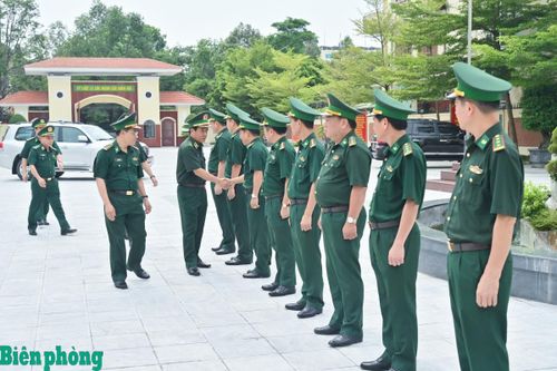 Trung tướng Lê Đức Thái thăm, kiểm tra tại Ban Chỉ huy BĐBP tỉnh Thanh Hóa