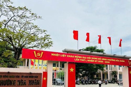 Bé gái 23 ngày tuổi bị bỏ rơi kèm bức thư 'từ bỏ quyền nuôi con'