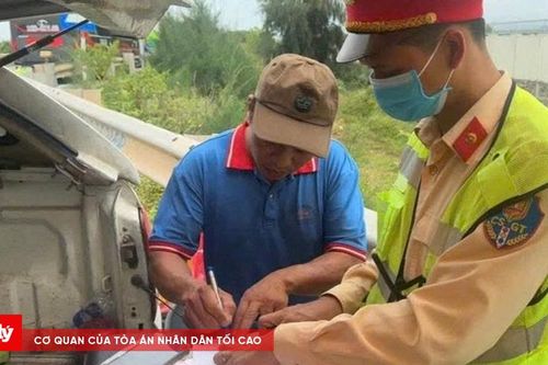 Công an Quảng Trị tăng cường tuần tra, xử lý nghiêm vi phạm an toàn giao thông
