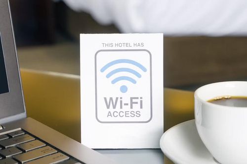 Kết nối Wi-Fi công cộng có bị hack không? Chuyên gia chỉ ra rủi ro thật sự