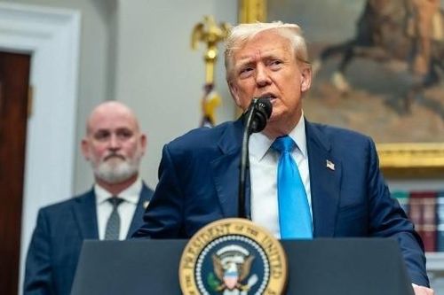 Ông Trump áp thuế 50% với Brazil, 15% với Hàn Quốc